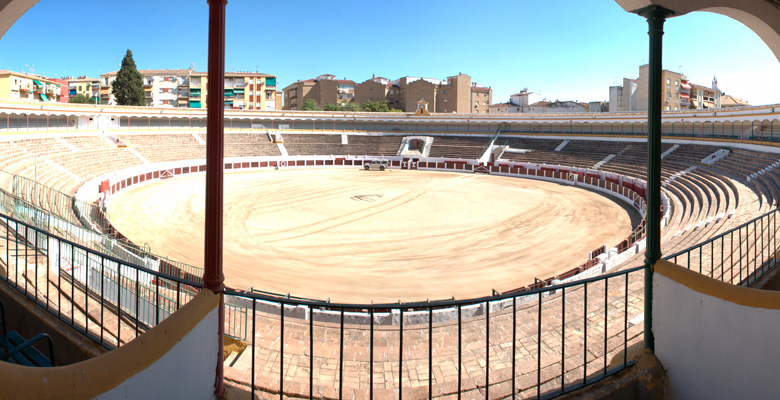 Interior de la Plaza de Linares